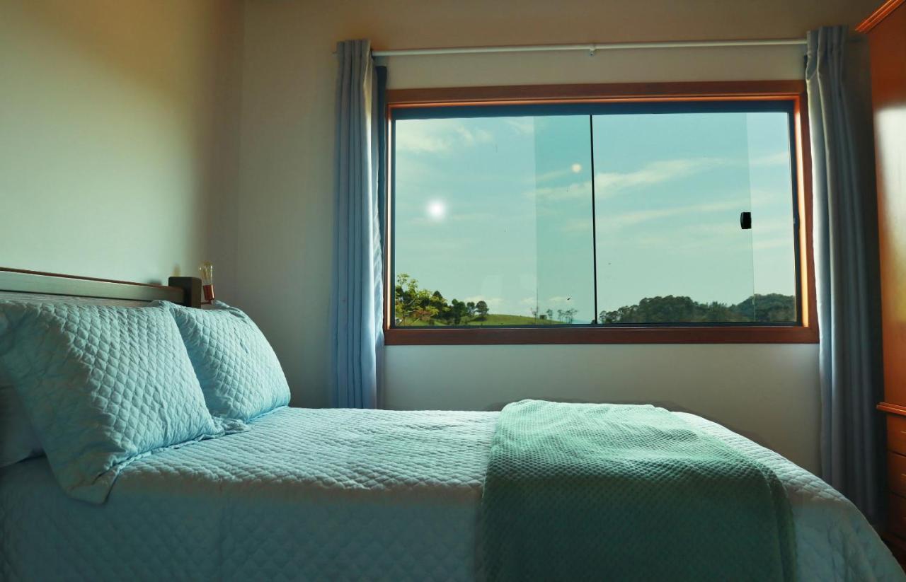 Holiday home Linda Vista As Montanhas A 5 Min Da Santo Antonio do Pinhal